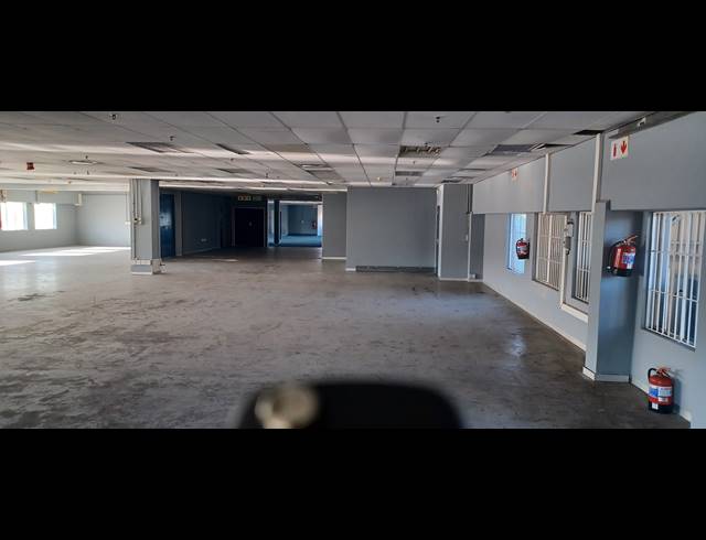 928M² WAREHOUSE TO LET IN PINETOWN NORTH INDUSTRIA